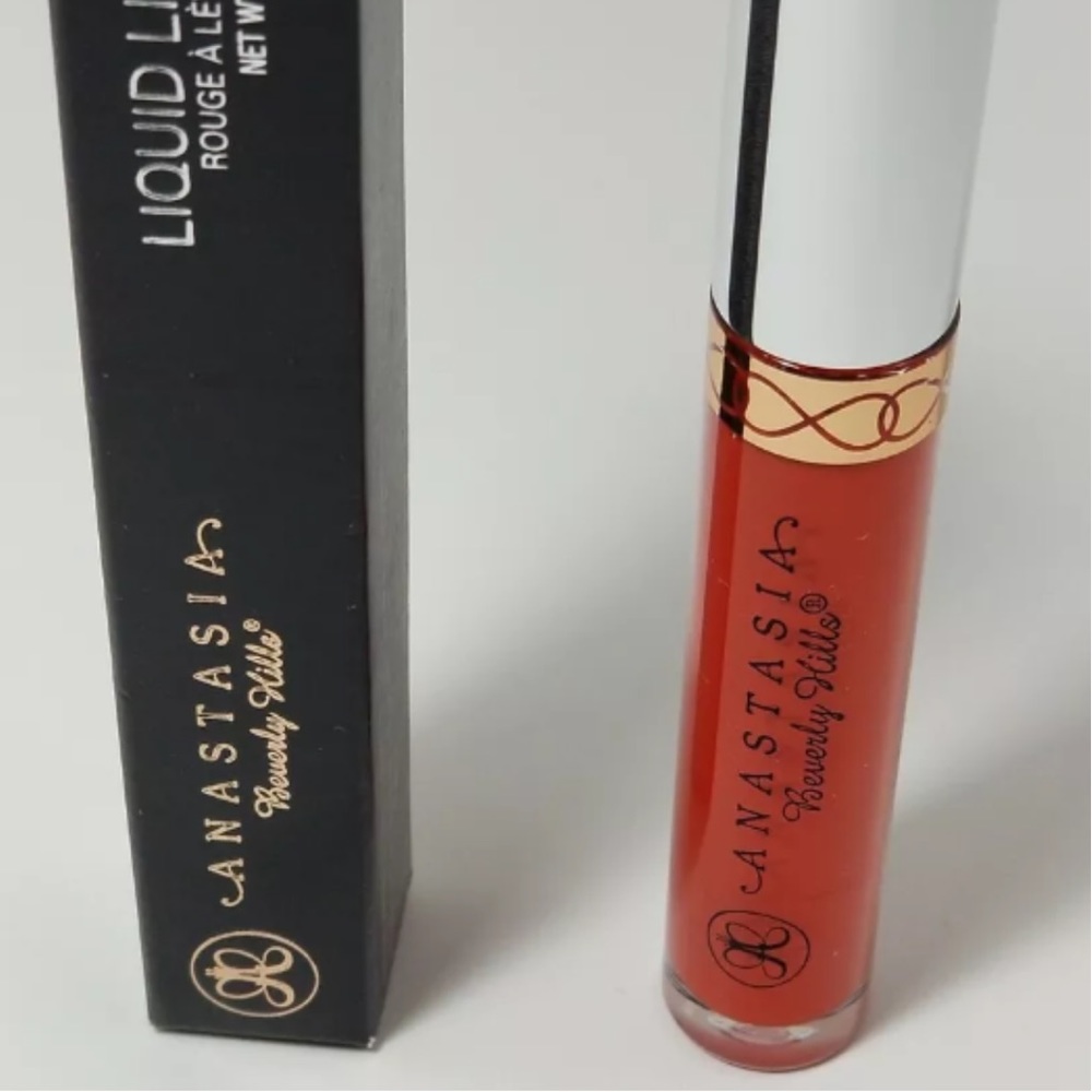NEW ABH Lippie in Spicy